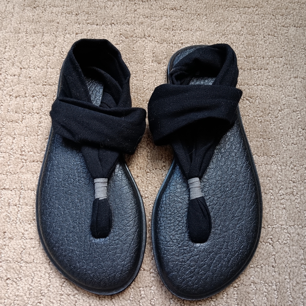 Black Sanuk Sandals